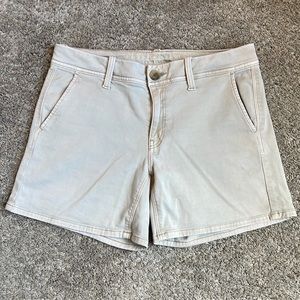 AE midi shorts
